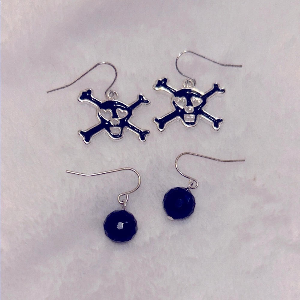 Silver Skull and Black Bead Earrings goth pirate